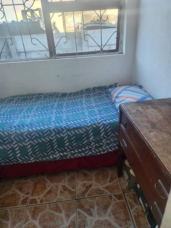 4 Bedroom Property for Sale in Ekuphumleni Western Cape